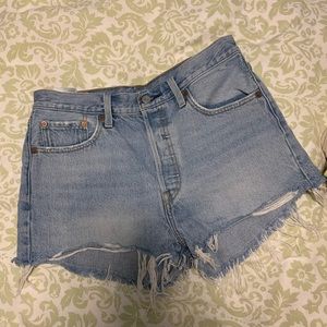 levi's 501 high waisted button fly shorts